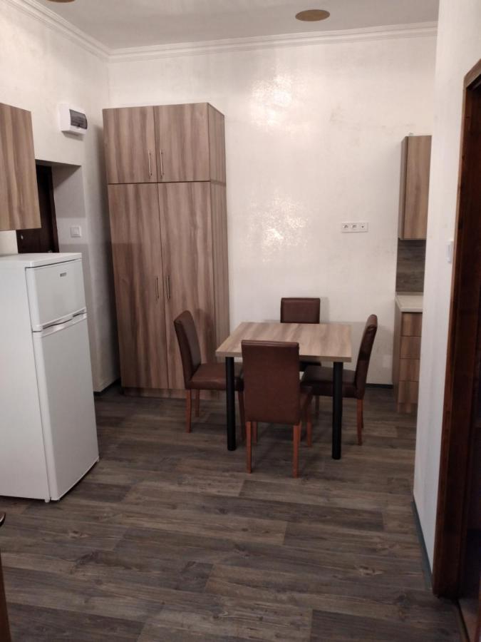 דברצן Bem Downtown Apartment מראה חיצוני תמונה